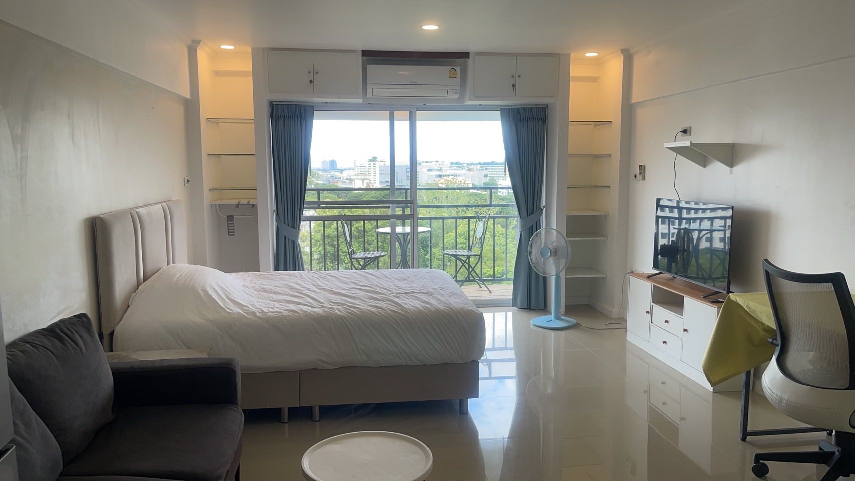 ให้เช่า คอนโด สุเทพ ชมดอย (ตึกเหลี่ยม) ใกล้ มช. ทำเลดี