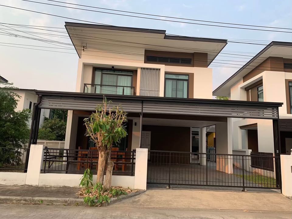 บ้านเดี่ยว โครงการนวรัตน์ (Nawarat Village)
