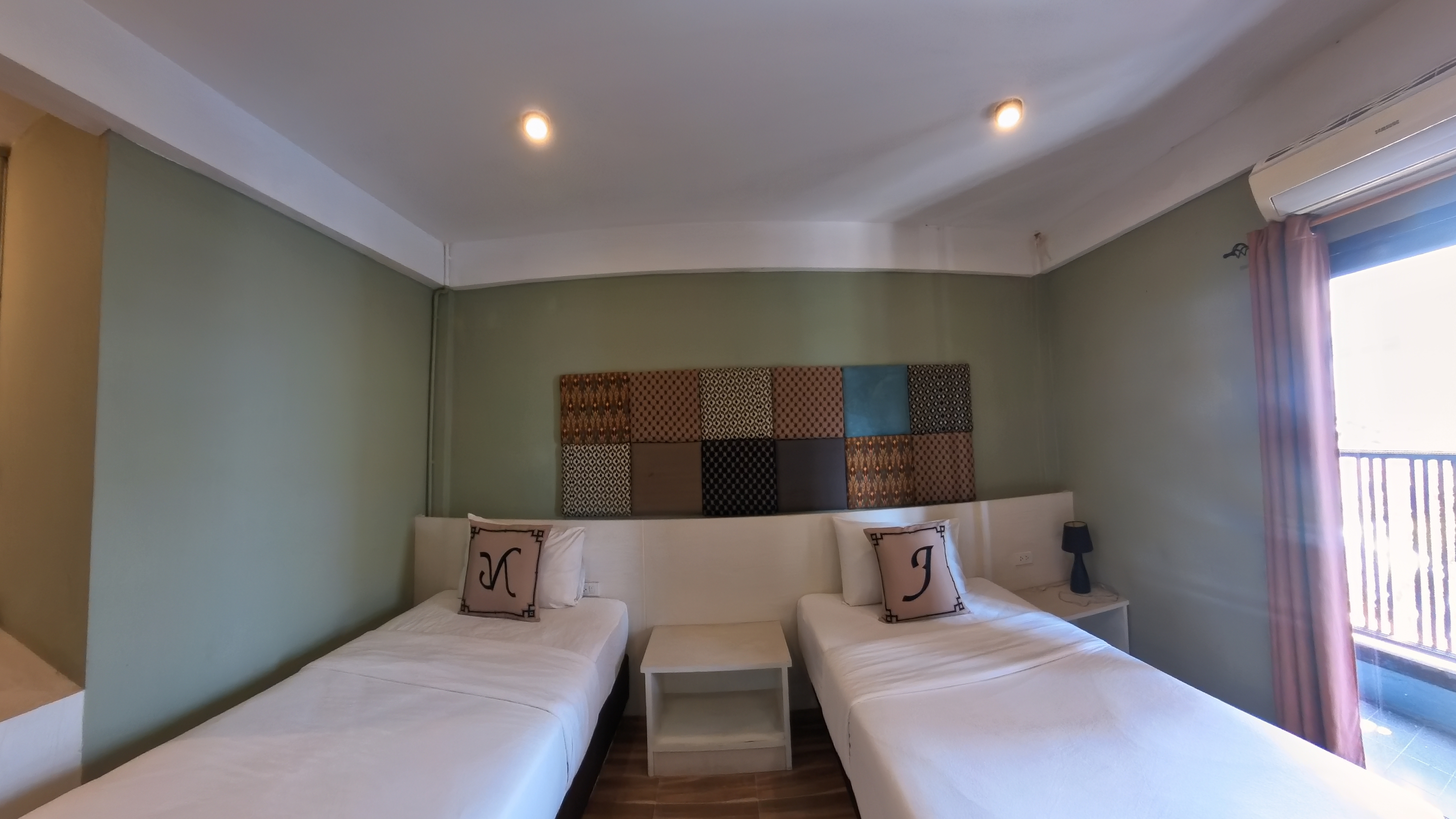 ให้เช่า โรงแรม At Ease as home ทำเลดี เดินทางสะดวก