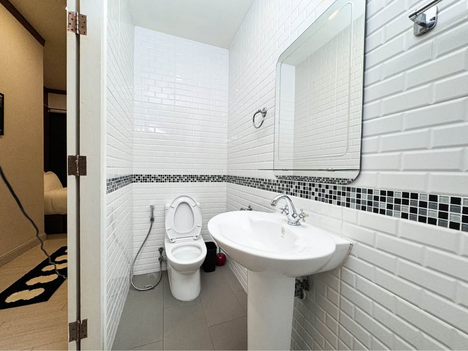 ให้เช่า ทาวน์โฮม คูเมือง วัวลาย ทำเลดี เดินทางสะดวก