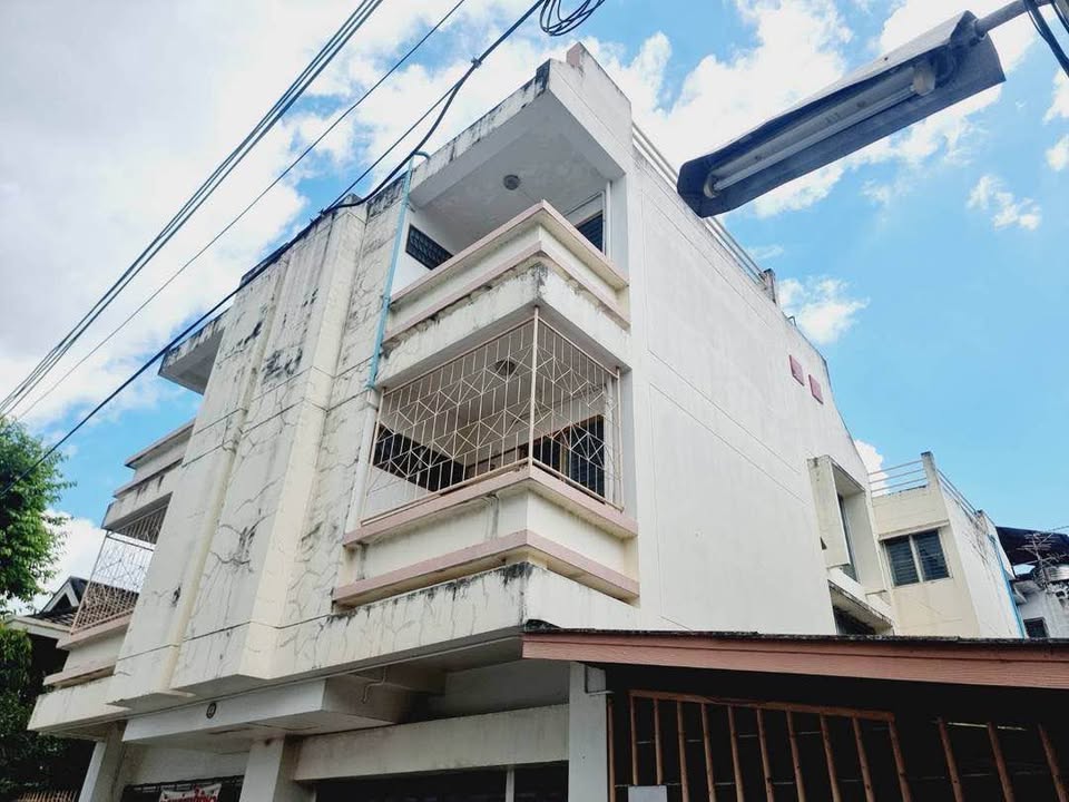 ให้เช่า ตึก สุเทพ หน้าคณะเภสัช ทำเลดี เหมาะทำธุรกิจ