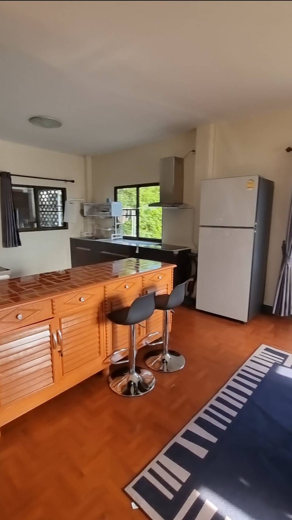 ให้เช่า บ้านเดี่ยว หางดง ขวัญเวียง โครงการน่าอยู่ เดินทางสะดวก