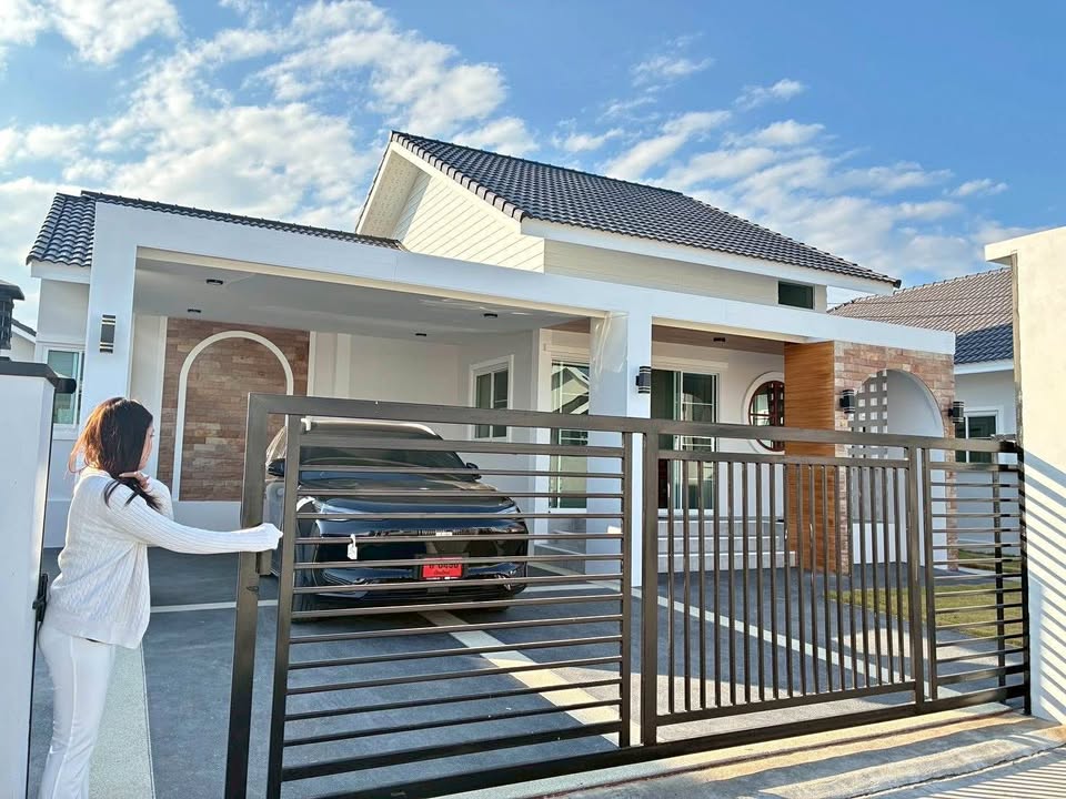 ให้เช่าบ้านเดี่ยวใหม่ โซนท่าวังตาล–สารภี ใกล้โรงเรียนนานาชาติคริสเตียนเยอรมัน ทำเลเงียบสงบ เดินทางสะดวก